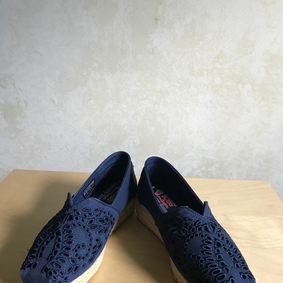 navy bobs shoes